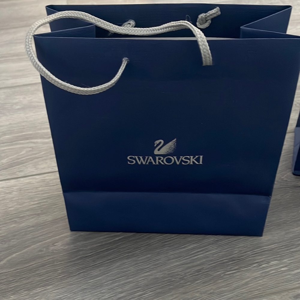 Swarovski paper bag size 9,5”x9”x4,5”